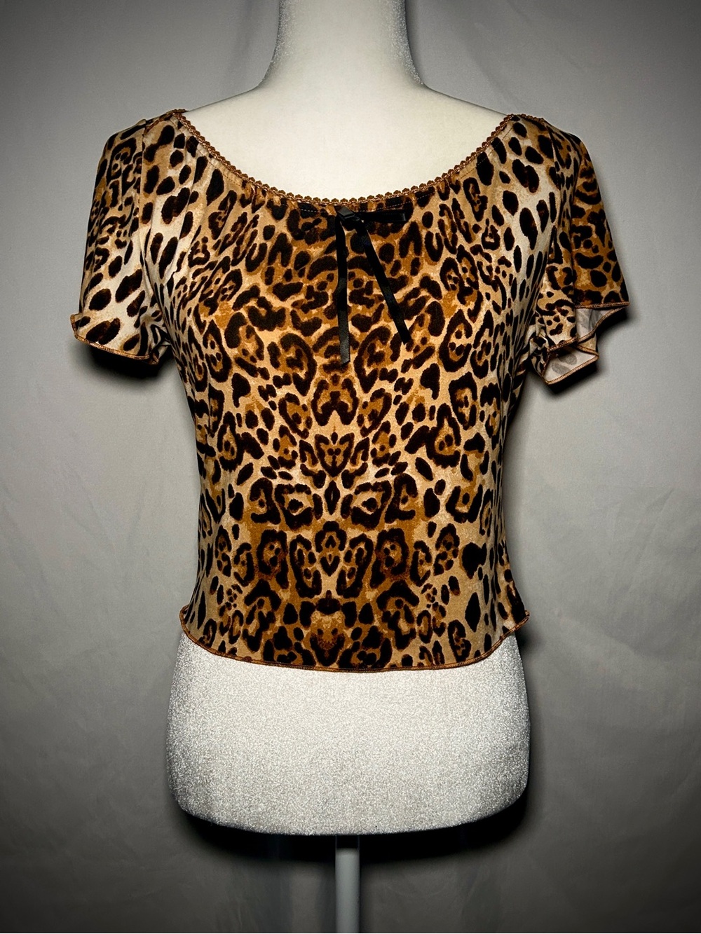 Cider Leopard Scoop Neck Short Sleeve Top - Brown & Black